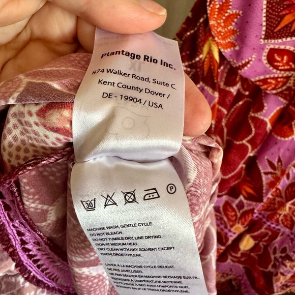 Farm Rio NWT's floral Women's Dress with belt and beading Perfect for spring! - Picture 8 of 11